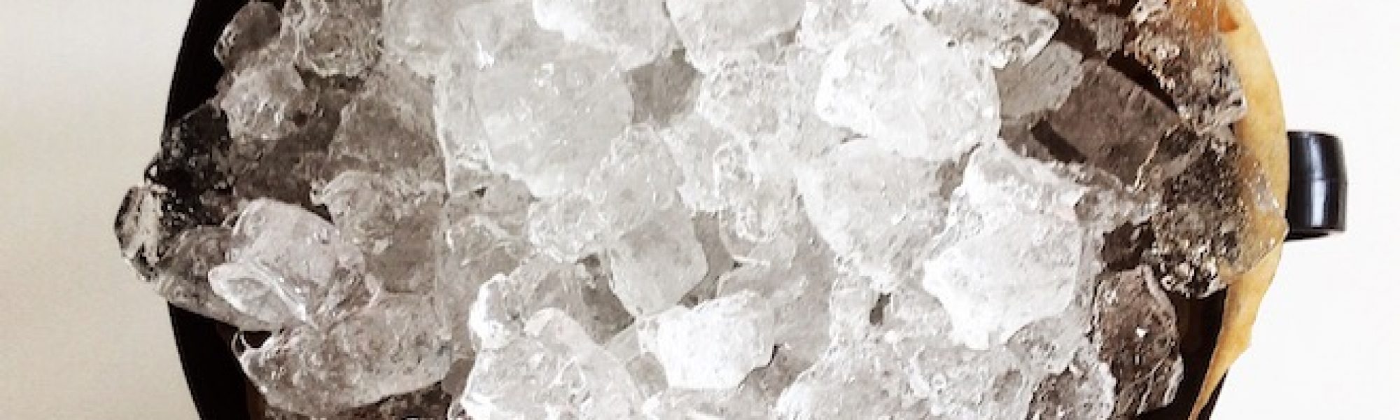 cold-drip-diy-eiswuerfel-zutat-handfilter