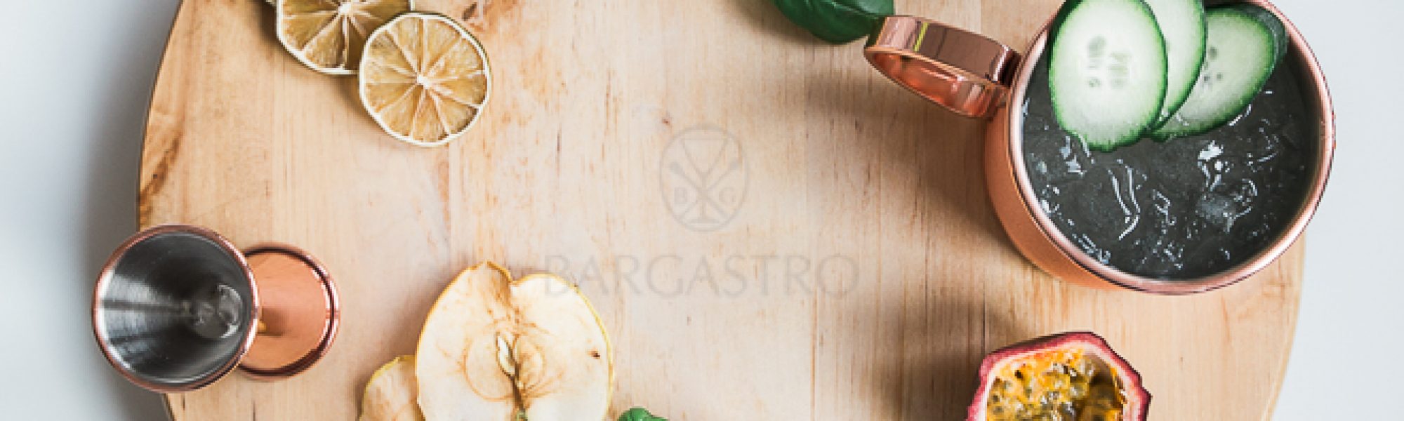 drei-cocktails-tonic-mule-ginger-beer-gurke-basilikum-brombeere-heidelbeere