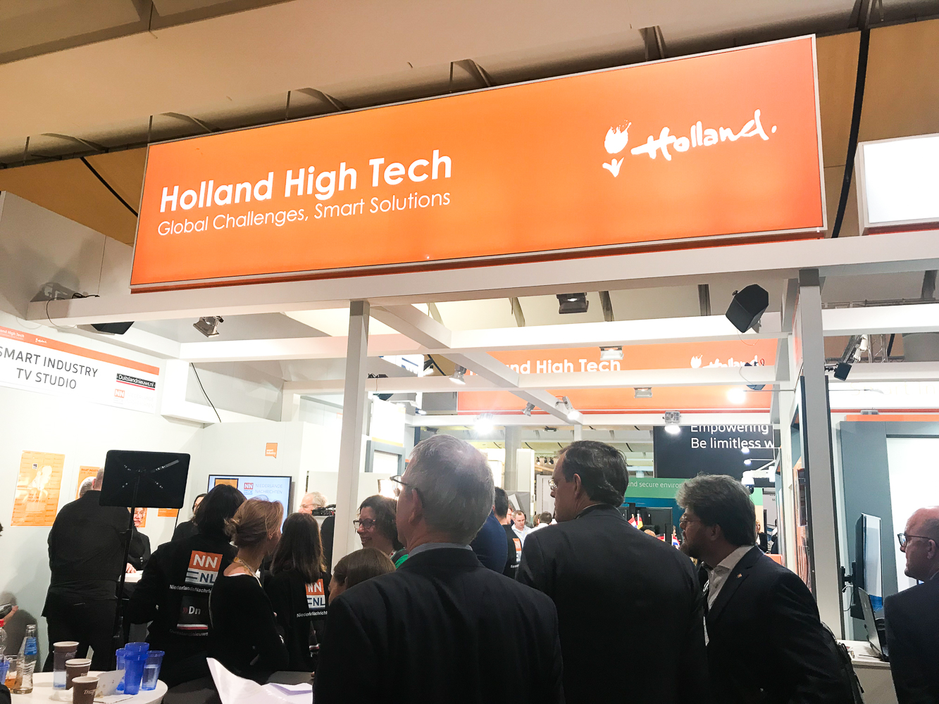 stand party mobile bar Hannover Messe 