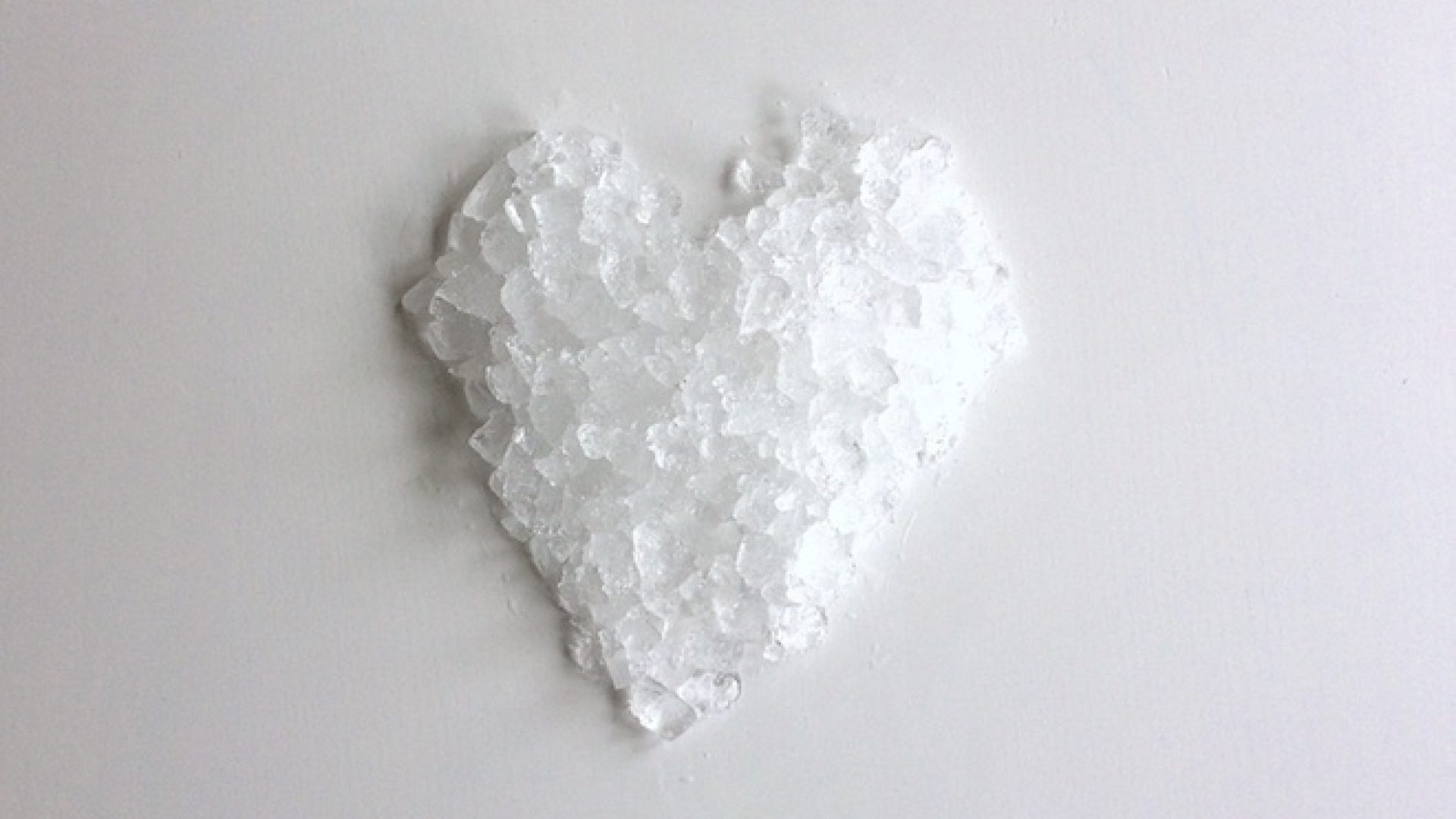 herz-eiswürfel-zutat-crushed-ice