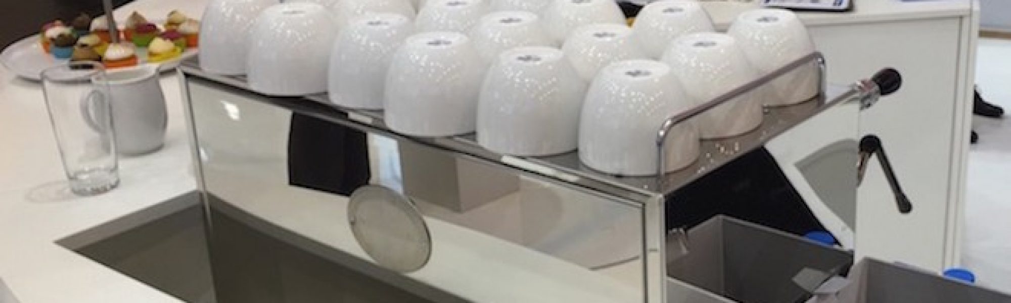 mobile-kaffeebar-kaffeemaschine-essen