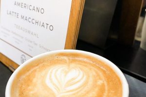 mobile kaffeebar mobiler anhänger kaffee_-12 mobile kaffeebar mieten für messe