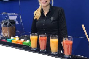 mobile vitaminbar mieten vitaminbar auf der EMO Messe