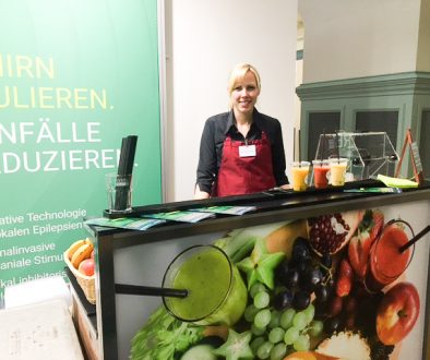 mobiler Barkeeper smoothies Messestand